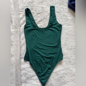 PARADE💚🌲 Green Bodysuit